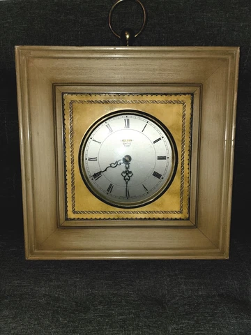 SMITHS 8 DAY 4 JEWEL ANTIQUE BOX WALL CLOCK GOLD/ BEIGE Cover