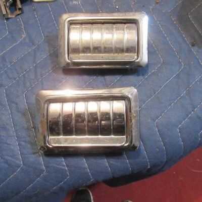 1965-1966, GM Pontiac Bonneville Chevrolet Impala, Buick 225 Olds ceniceros tapas Foto 1 de 4