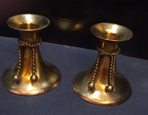 PAIR OF 3.5." TALL BRASS CANDLE HOLDERS WITH BRASS "ROPE ACCENT" - Picture 1 of 11