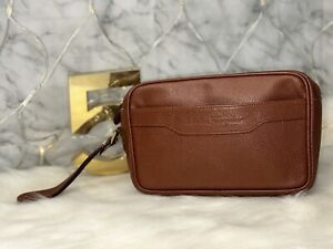 AUTHENTIC SALVATORE FERRAGAMO BROWN LEATHER TOILETRY HYGIENE KIT COSMETIC BAG