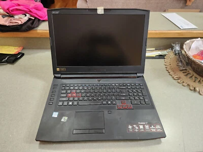 Portátil Acer Predator G9-791 fabricado por Aleinware. Para piezas Foto 1 de 4