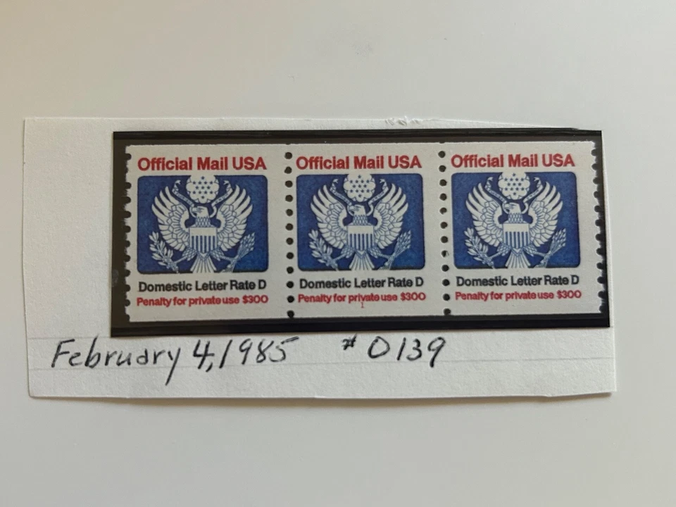 US Stamps SC# O139 Official Mail D-Rate (22c) coil strip of 3 P# 1 MNH 1985-88 - Image 1 of 1
