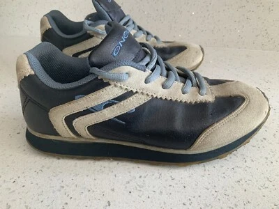 Entrenadores para mujer O'Neill talla EUR37 UK4 estilo retro estado usado. Foto 1 de 4
