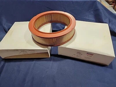 Новый из старых запасов воздушный фильтр MOPAR JEEP WAGONEER 2 шт J8992661  - Изображение 1 из 3