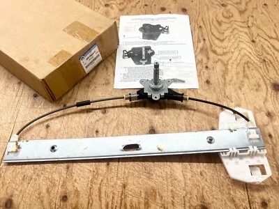 2007 - 2018 年 JEEP WRANGLER 后部右手乘客 原始设备制造商 拖车 全新 — 第 1/4 张图片