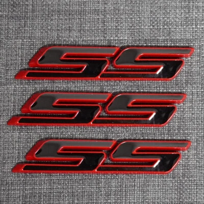 Calcomanía emblema maletero guardabarros insignia SS borde rojo -3x Foto 1 de 4