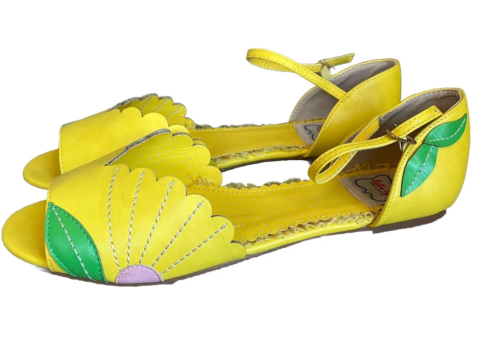 Bettie Page Mujer’s Correa de Tobillo Plana Amarillo Rosa Flor Retro Pin-up Casa de Campo Foto 1 de 4