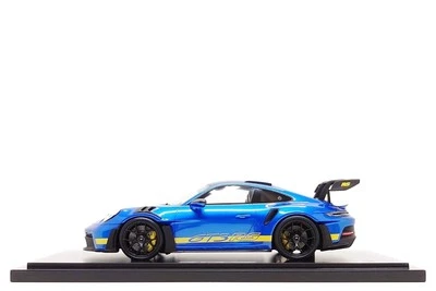 Spark 1:18 Porsche 911 GT3 RS (992) in Sapphire Blue Metallic (Dealer Edition) - Image 1 of 4