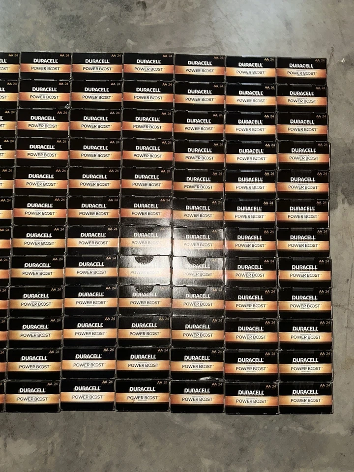Pilas alcalinas Duracell Coppertop AA MN1500BKD paquete de 24 ¡ENVÍO RÁPIDO! Foto 1 de 4