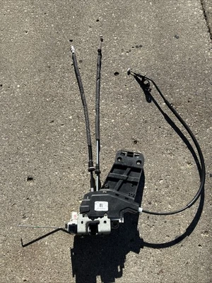 Jeep Compass 2019 OEM cerradura puerta pestillo delantero izquierdo usado Foto 1 de 4