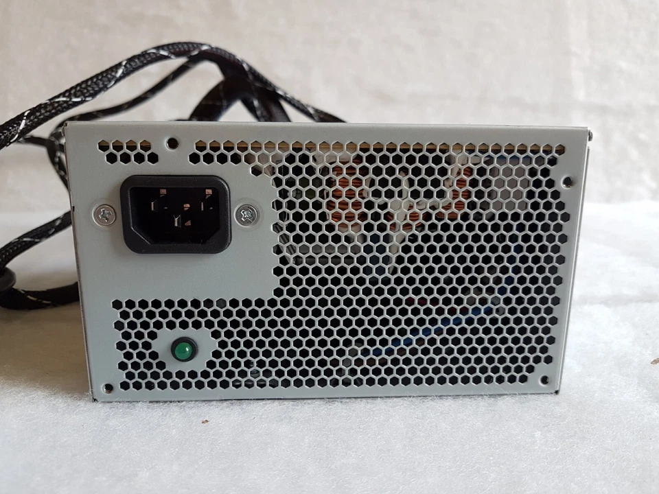 HP Proliant ML350E Gen8 ATX 460W Delta DPS-460DB-6 A R00 Power Supply 648176-001 - Image 1 of 4