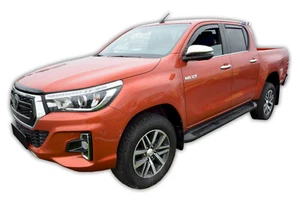 Juego de 4 piezas de deflectores de viento para camioneta Toyota Hilux Mk8 2016-up tintado Heko - Imagen 1 de 12