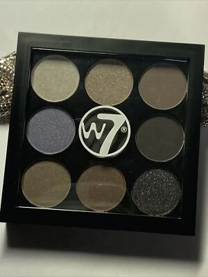 W7 The Naughty Nine Eye Shadow Palette Hard Days Night  4,5g - Bild 1 von 2