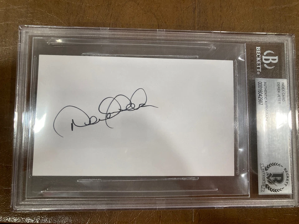 Derek Jeter Signed Autographed 3x5  Index Card Beckett  Authentic #00016042987 - Image 1 of 4