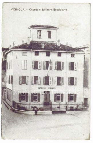 Foto 1 di 2