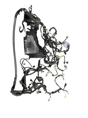 Arnés de cableado envolvente con bahía de motor delantero Lexus RX350 2018 821110ET30 OEM Foto 1 de 4