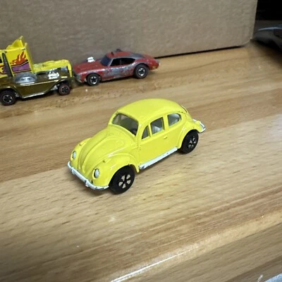 Playart Volkswagen - Interior blanco - Amarillo limón - Vintage años 70 VW Bug Foto 1 de 4