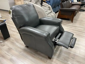 New Barcalounger Clive Recliner Chair 7-2153 Lividity Fabric Leather Gel 2110-95 - Picture 1 of 8