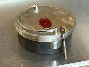 Vintage Hamber MINDER Underfloor Safe Round Lift-Out Door Floor Safe LID ONLY - Picture 1 of 24