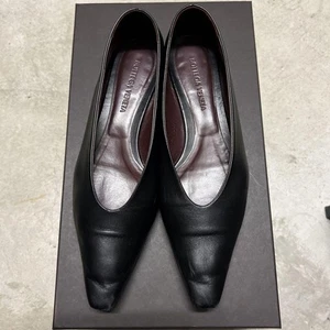 Bottega Veneta Pump Black Leather Almond Toe Classic Heel Size 37.5 US 7.5 - Bild 1 von 24