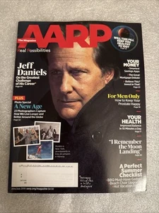 AARP Magazine June July 2019 Jeff Daniels Money Health Moon Landing Summer - Picture 1 of 2