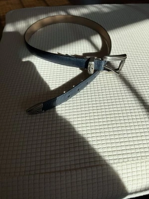 Женский пояс Brighton темно-синий кожаный с серебряной пряжкой средний размер 30 - Изображение 1 из 4