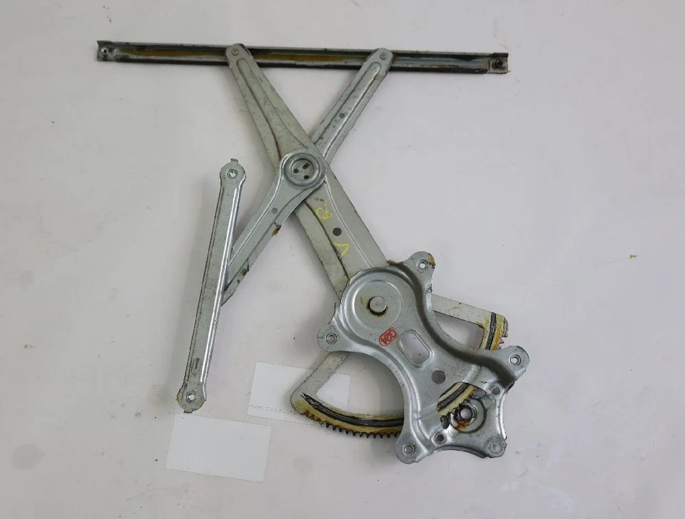 Fensterheber vorn rechts Toyota HILUX 7 698100K141 03-2011 - Bild 1 von 3