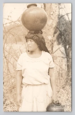 Tipo de Oaxaca Mujer Portaaguas México RPPC Postal Foto 1 de 2