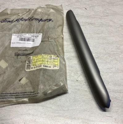 2001-03 Ford Explorer Sport Trac OEM Rear Interior Door Handle 2L2Z-7826680-AAA - Image 1 of 4