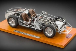 CMC Maserati 300S Rolling Chasis 1/18. M-109 - Picture 1 of 4
