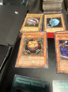 Yu-Gi-Oh! Sangan SDJ-019 Unlimited - Picture 1 of 2