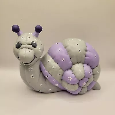 Vintage Ceramic Purple/Grey W Flowers Snail Nursery Decor Figure 8  • 35$