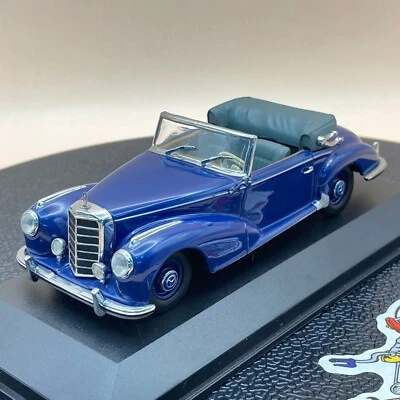 Minichamps 1/43 Mercedes-Benz 300 S Cabriolet blue 1951-1955 MIN032331 Diecast - Image 1 of 4
