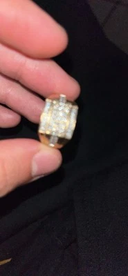 Oro amarillo de 14k con diamantes naturales 1ctw Foto 1 de 4