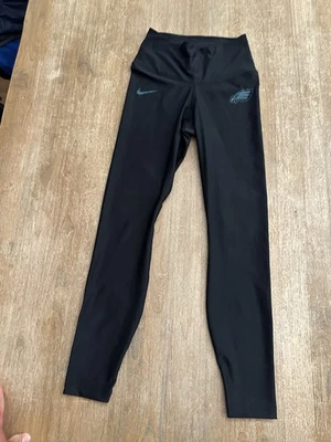 Nike Philadelphia Eagles Leggings Mujer’s Talla Pequeña Negro  Foto 1 de 4