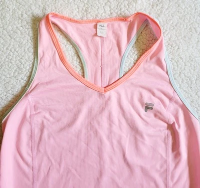 Camiseta sin mangas FILA para mujer talla S pequeña rosa espalda deportiva entrenamiento usada en excelente estado Foto 1 de 4