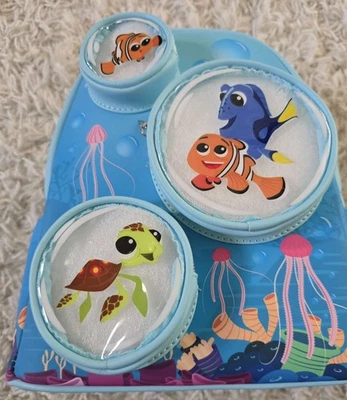 Loungefly Disney Pixar Finding Nemo 20th Anniversary Bubble Pocket Crossbody Bag - Image 1 of 4