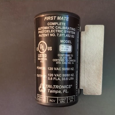 Sistema fotoeléctrico de calibración automática Tri-Tronics FIRST MATE FM-7500 V10106 Foto 1 de 4