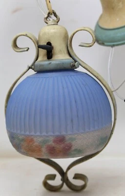 c. 1930 年古董悬挂灯具蓝色玻璃灯罩手绘刚刚重新布线 — 第 1/4 张图片