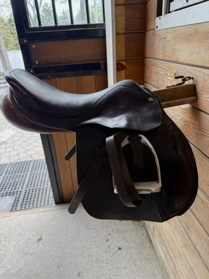 SILLÍN ESTABILIZADOR COUNTY Foto 1 de 4