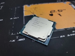 Intel Core i5-8500 6-Core 3.0GHz Desktop CPU SR3XE ~ FREE SHIP - Photo 1/1