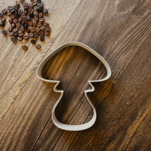 Toadstool Cookie Cutter - Fondant - Biscuit - 3 Sizes - Mushroom - Picture 1 of 3
