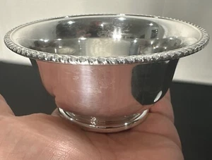 Antique - Footed Gadroon Edge Sauce Bowl - Birks Sterling, Canada 4-3/4” 129.6 g - Picture 1 of 9
