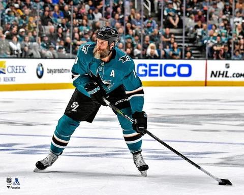 Joe Thornton San Jose Sharks Unsigned Teal Jersey Shooting Photo Cover