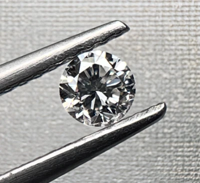 Loose GIA Certified Round Brilliant .21 CT SI2 H Natural Earth Mined Diamond - Image 1 of 4