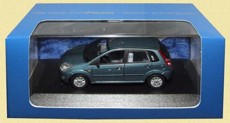 MINICHAMPS FORD FIESTA MK5 5DR 2002 GREEN METALLIC DEALER MODEL 433081105 - Image 1 of 1