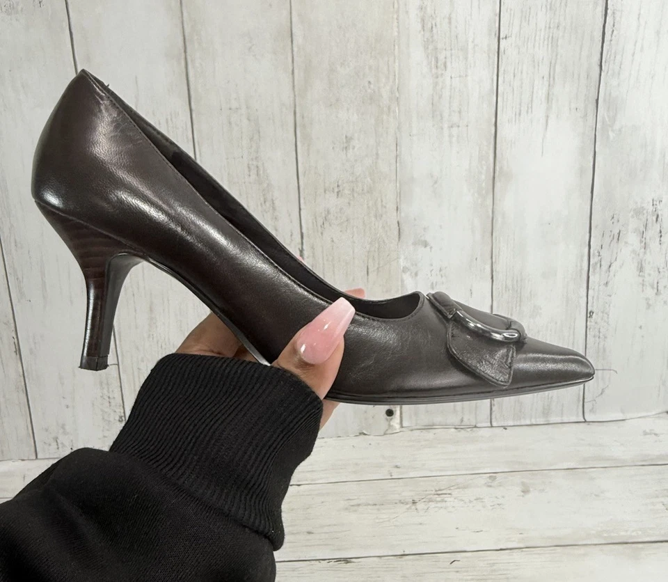 Кожаные коричневые женские туфли-лодочки на котятином каблуке размер 7 М Nine West с заостренным носком для офиса - Изображение 1 из 4