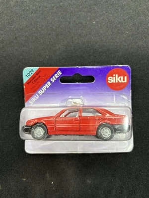 SIKU Super Serie #1029 Mercedes-Benz C-Class C220 NEW IN PACKAGE - Image 1 of 4