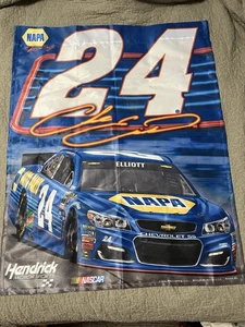 Bandiera ufficiale NUOVA 2016 #24 Chase Elliot NASCAR 36” Team Hendrick Chevrolet Chevy - Foto 1 di 17
