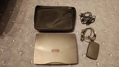 Compaq Contura 410c Laptop mit Tragetasche und Netzteil IBM 486DX2-50 Prozessor - Bild 1 von 4